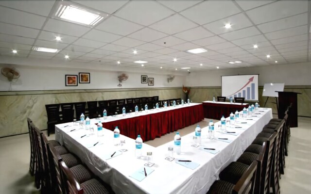 FabHotel Kingston