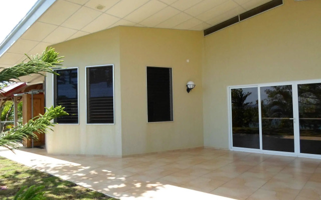 Meili Beach Resort