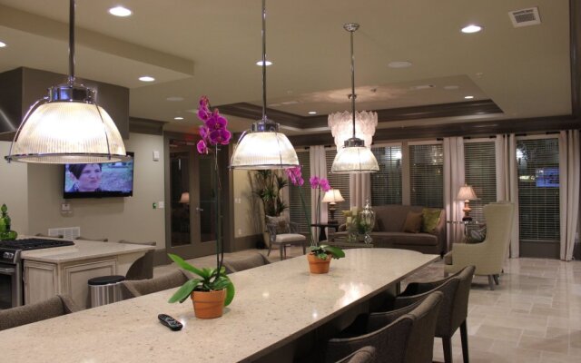 Camden Paces Apartments