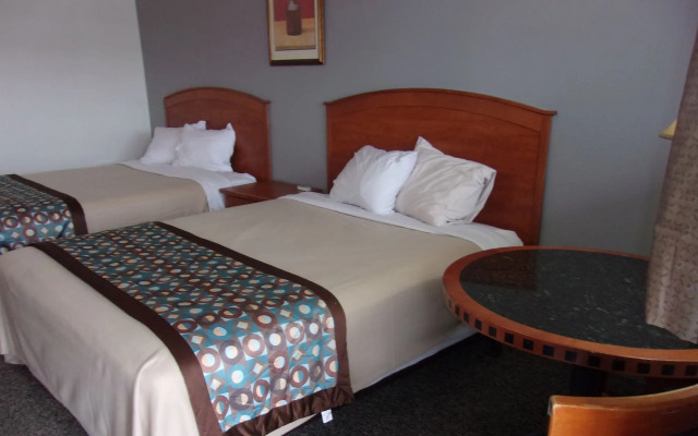 Capri Motel