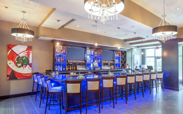 Crowne Plaza Shenandoah - The Woodlands Area by IHG