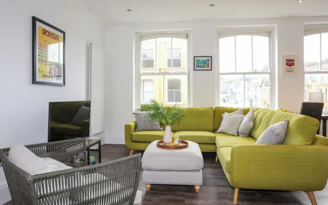 Harbourside Apartment