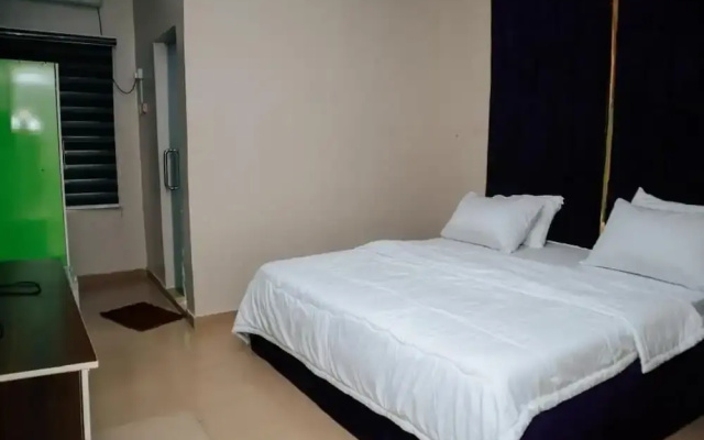 Nexus Xpress Hotel