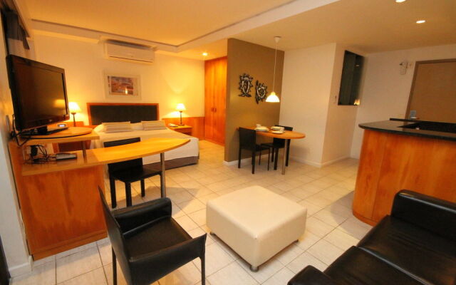 Promenade Casa del Mar