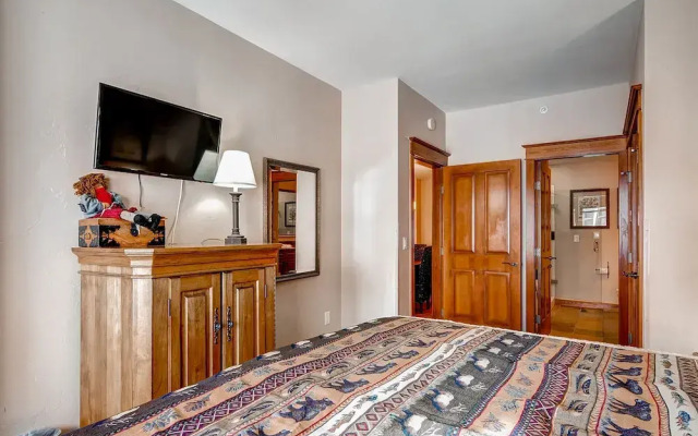 Copper One at Center Village by Copper Mountain Lodging