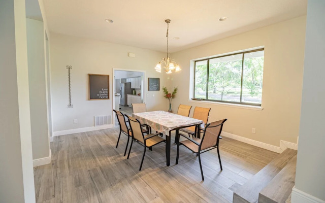 Spacious Country Estate