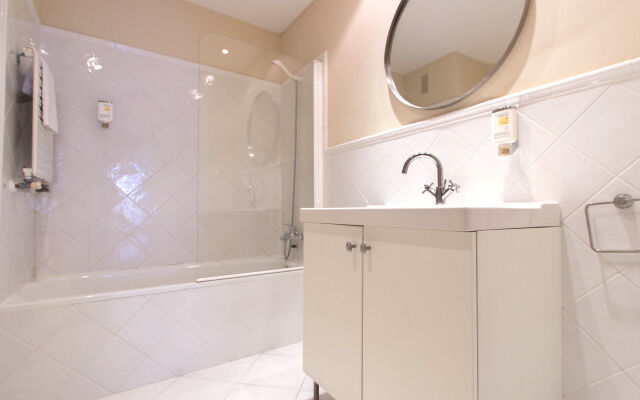 Madrid Central Suites