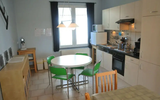 Beautiful Holiday Home in Durby with Garden