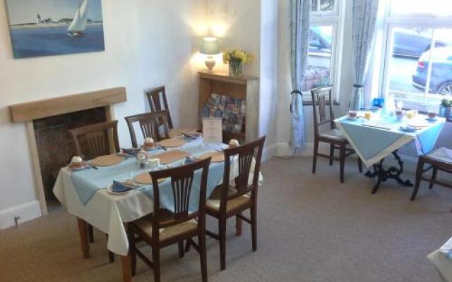 Knoll Guest House