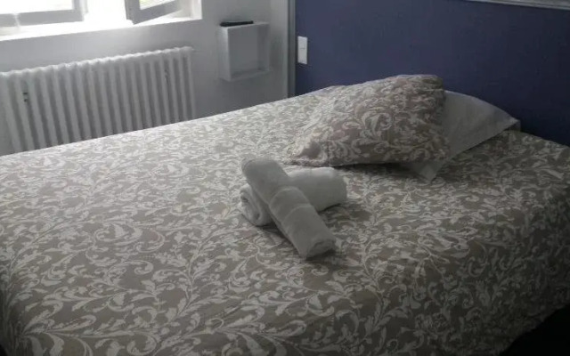 Cabareté Hotel