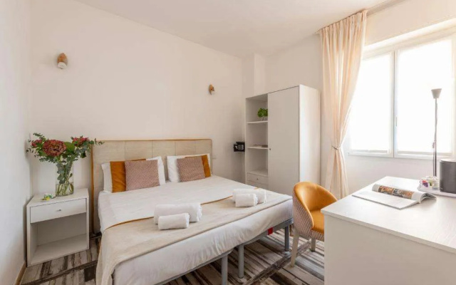 Home Flowers Milano