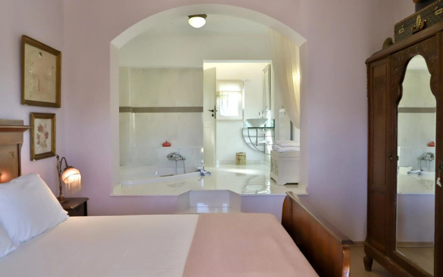 Olive House Traditional Villa with Pool