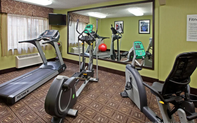 Holiday Inn Express Bowling Green by IHG