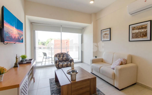 Exceptional Apartment W Great View