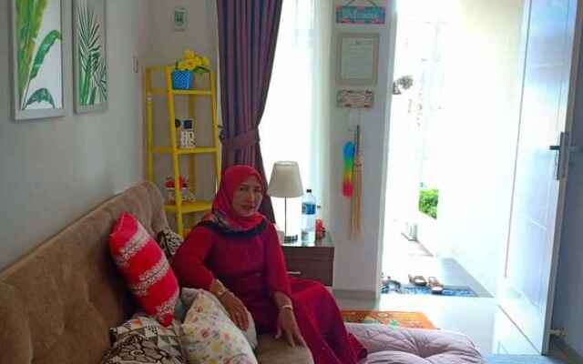 Villa Poermira 2 Batu - Two Bedroom