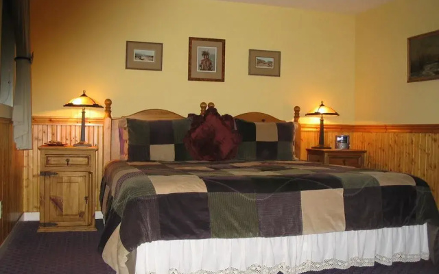 Arden Forest Inn