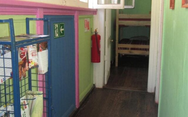 Hostal Chaptex - Hostel