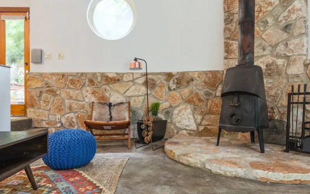 Unique 4BR ATX Home by Domio