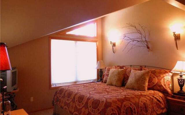 Gray Wolf Den - 4 Br Condo