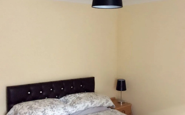 The Lodge Guesthouse
