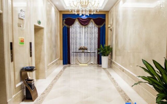Vienna Hotel (Qingyuan Zhongshan Park Century Plaza)