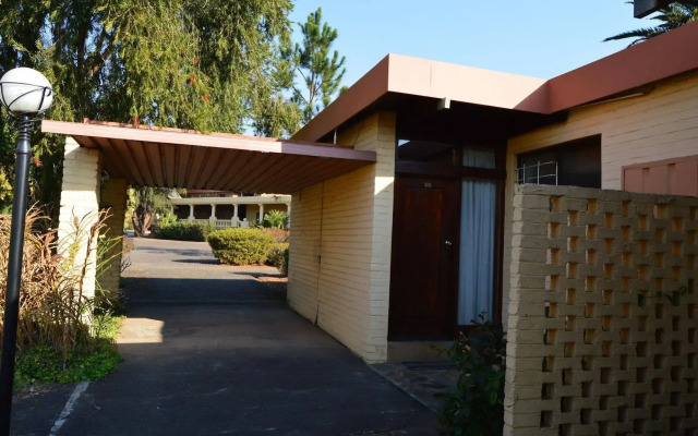 Floreat Riverside Lodge