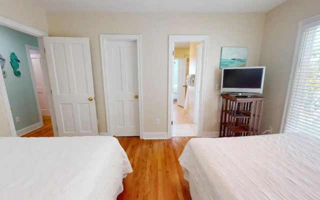 1711-a Strand Avenue