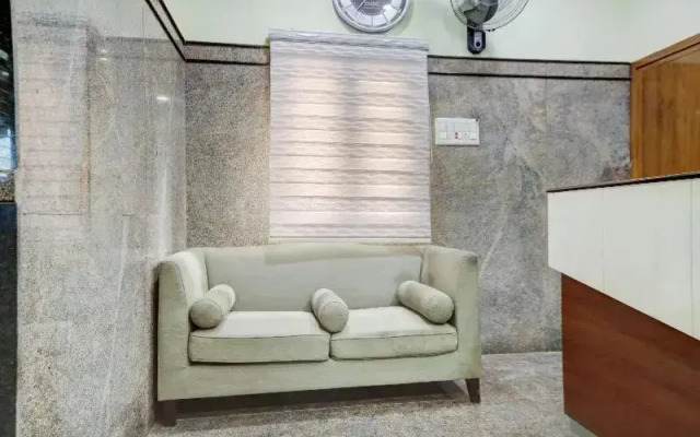 Green Park by OYO Rooms