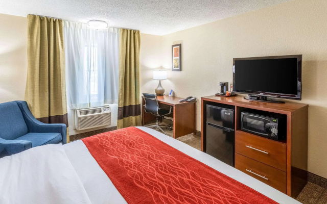 Comfort Inn Waukesha - Milwaukee West