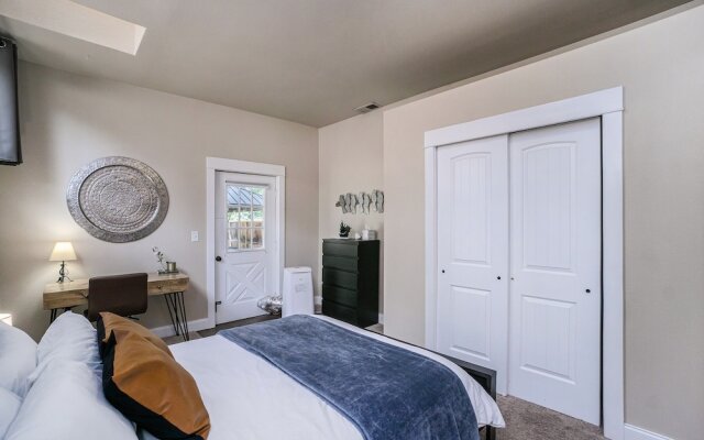Gorgeous Guest Suite! Walk to Old Town & Csu!