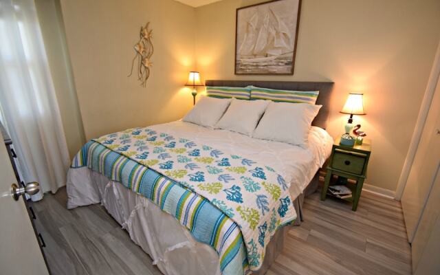 Seacrest 806 1 Bedroom Condo by RedAwning