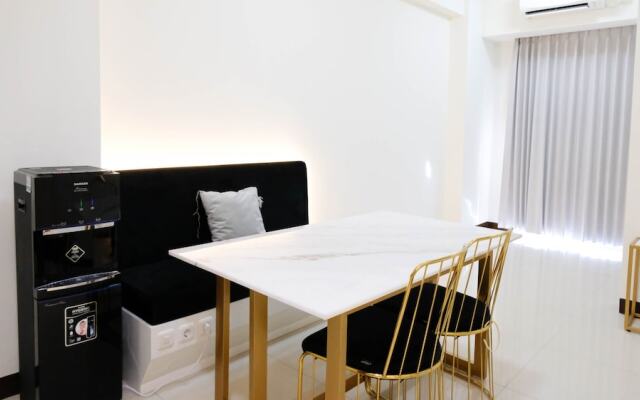 Spacey And Homey 2Br At Supermall Mansion Apartment