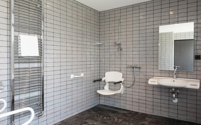 Apollo Hotel Amsterdam, a Tribute Portfolio Hotel
