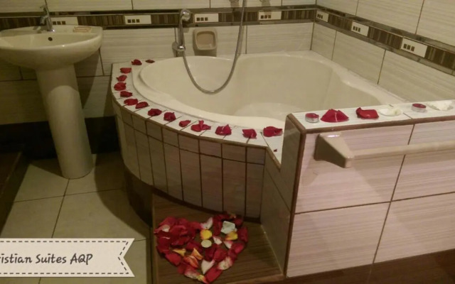 Christian Suites AQP