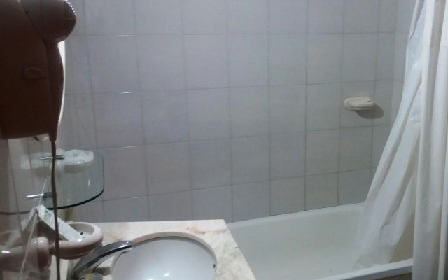 Le Chatelet Hotel