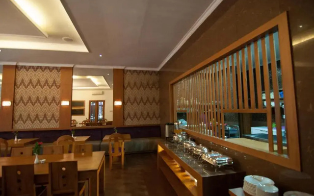 Sooly Hotel  Restaurant