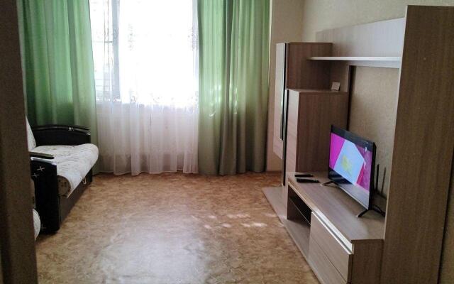 Апартаменты на набережной Волжской Флотилии, 21Б