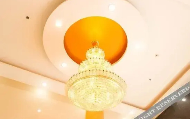 Shengjia Theme Hotel (Guangzhou Dashi Metro Station)