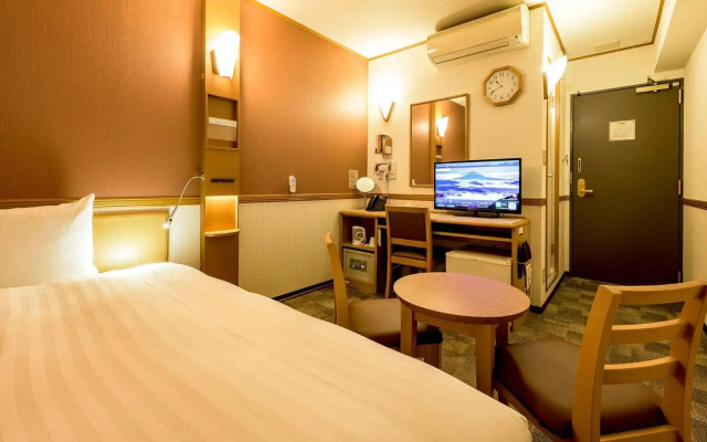 Toyoko Inn Soka Station Nishi