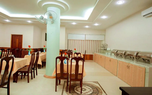 Galaxy 3 Hotel