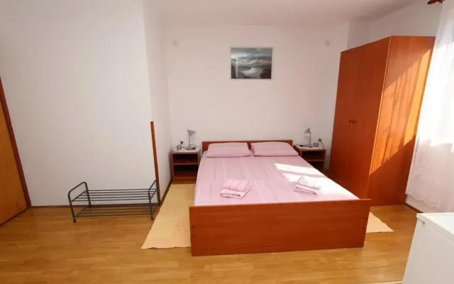 Miriana Studio With Balcony
