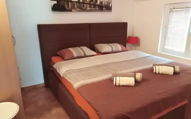 Martiva Apartment With Terrace