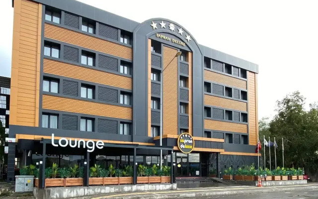 Sapran Deluxe Hotel