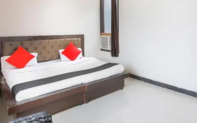 Grandeur Hotel by OYO Rooms