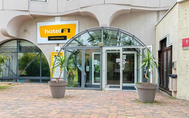 hotelF1 Cergy