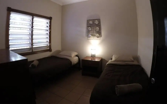Kimberley Travellers Lodge - Hostel