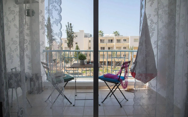 Paphos Love Hut Apartment