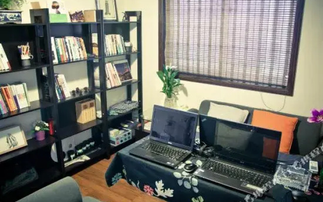 Housheng Youth Hostel