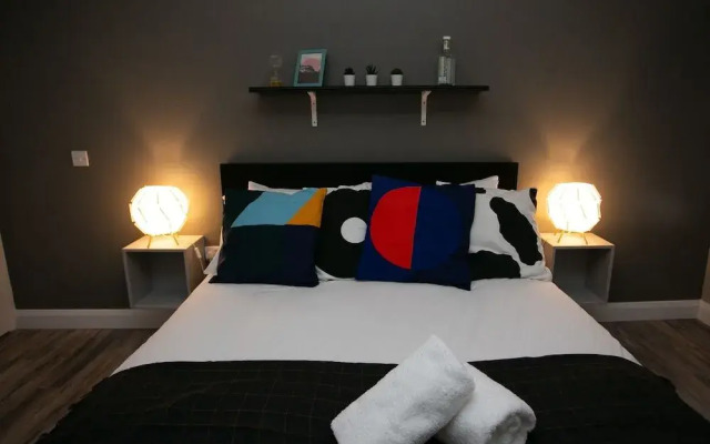 University Road Apartments