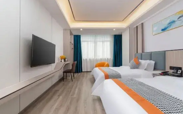 Bo'er Hotel (Xuwen Station)